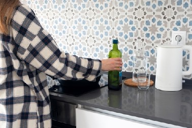 GDE VAM STOJI MASLINOVO ULJE U KUHINJI?  Na jednom mestu može brzo da užegne