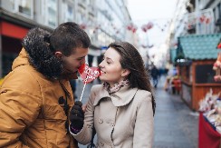 VELIKI MESEČNI HOROSKOP ZA DECEMBAR 2025 Blizancima novčane nagrade, Škorpije rešavaju probleme, a Jarčevi obnavljaju veze