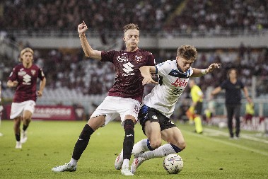 NEOBIČAN TRANSFER Italija bruji, u glavnoj ulozi reprezentativac Srbije