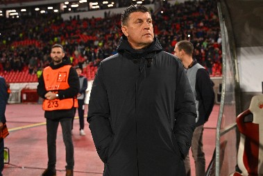 JAKA KONFERENCIJA VLADANA MILOJEVIĆA "Brzo ću se vratiti na naslovne strane"