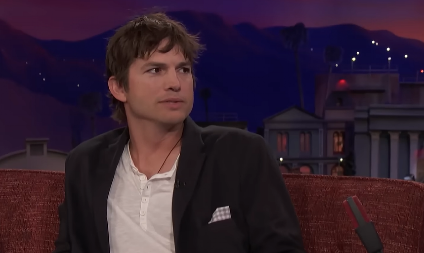 VATRA GUTA SVE PRED SOBOM! Ešton Kučer pomaže prijatelju tokom požara, pojavio se snimak (VIDEO)