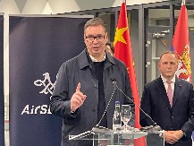 VUČIĆ NA SVEČANOSTI ISPRAĆANJA DIREKTNOG LETA ZA ŠANGAJ Poslao posebnu poruku predsedniku Kine Si Đinpingu (VIDEO)