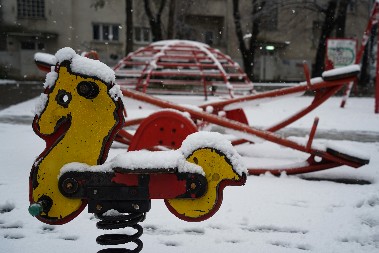 PAŠĆE 30 CM BELOG POKRIVAČA Ovi predeli Srbije na udaru SNEŽNOG NEVREMENA