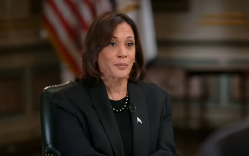 PASIVNA AGRESIJA NA VRHUNCU! Kamala Haris "isekla" Donalda Trampa sa fotografije, svi joj vrište od smeha! (FOTO)