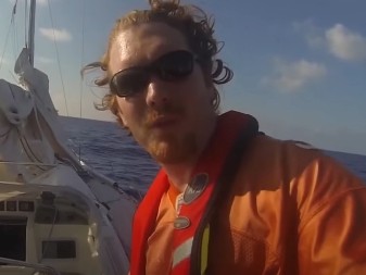 MOREPLOVAC NAIŠAO NA JEZIVO OTKRIĆE USRED MORA Ušao unutra, šokirao se kad je video šta je zatekao! (VIDEO)