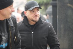 LUKA BOJOVIĆ U NIKAD BOLJOJ FORMI, SVE IZNENADIO IZGLEDOM Evo gde se prvi put pojavio nakon što se vratio u Beograd (FOTO)