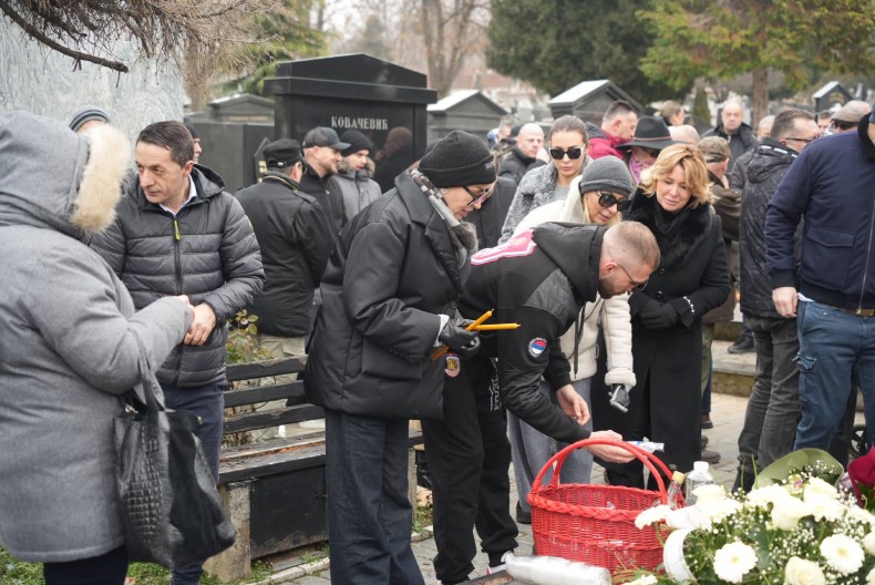 RAŽNATOVIĆI OVO NOSE SVAKE GODINE NA ARKANOV POMEN Veljko brine o svemu, poštuju se svi običaji!