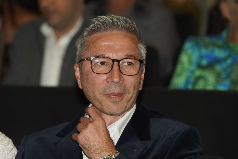 ČIME SE SADA BAVI DEJAN PANTELIĆ? Bio je jedan od omiljenih voditelja, zbog bolesti se povukao iz javnosti, a evo šta radi!