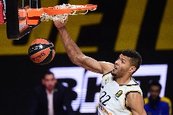 UMUKNI I BUDI ISKREN Tavares brutalno isprozivao trenera Olimpijakosa