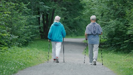 Baka ima 101 godinu, preživela rat i tešku dijagnozu – jede dve namirnice svakog dana