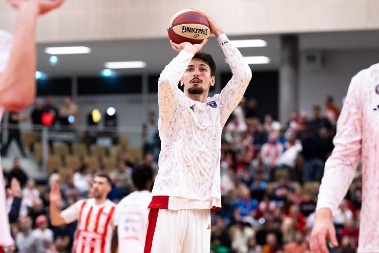 ZAVRŠENA HUMANITARNA AKCIJA BORBE PROTIV NASILjA NAD ŽENAMA Kompanija AdmiralBet je donirala 1.350.000 dinara sigurnim kućama u Srbiji