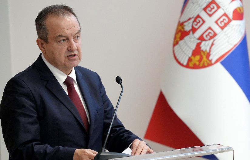 "TUŽILAŠTVO POTVRDILO DA NIJE BILO NEZAKONITOG POSTUPANJA POLICIJE U SLUČAJU SMRTI MLADIĆA IZ KRALJEVA" Dačić: Tražim javno izvinjenje svih koji su bez dokaza optuživali policiju