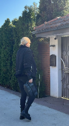 "MRTVA USTA NE GOVORE" Bila je desna ruka Saše Popovića, sada se obratila estradnjacima: "To su neistine, sram ih bilo!"