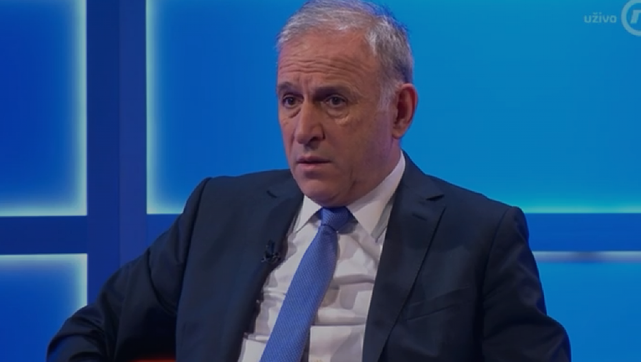 RAZDOR MEĐU BLOKADERIMA Ponoš napao i rektora Đokića (VIDEO)