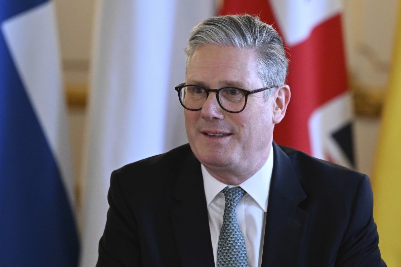 STARMER MENJA ODNOS PREMA PEKINGU: Britanski premijer poručio da želi saradnju, a ne novo „ledeno doba“ s Kinom