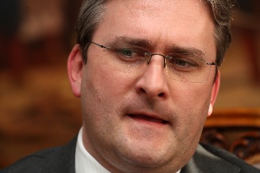 Ministar Selaković došao u tužilaštvo, a oni pobegli u kafanu