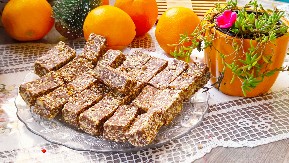 KRALJICE SLAVSKOG STOLA Čokoladne kocke sa susamom, orasima i cimetom