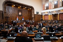 SKUPŠTINA USVOJILA BUDŽET ZA 2026. Prihodi 2.414,7 milijardi dinara, a rashodi 2.751,7