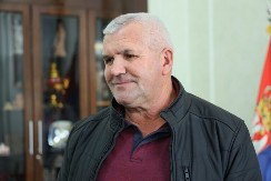 STIŽU MAŠINE U DOMAĆINSTVA VREDNIH DOMAĆINA Miloš i još devet poljoprivrednika dobili su subvencije od Grada Užica za kupovinu traktora