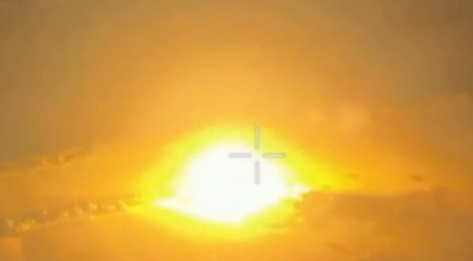 PAKLENI UDARI 5.000 KM OD KIJEVA: Tankeri gore, "flota iz senke" pod opsadom!