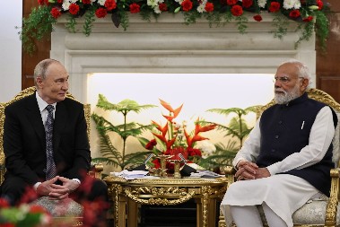 PUTIN SE OGLASIO IZ INDIJE Zajedno radimo na mirnom rešenju ukrajinske krize