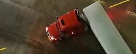 MAJKO MILA, DA LI JE OVO REALNO? Vozač kamiona se uparkirao kao BOG – snimak zapalio region! (VIDEO)