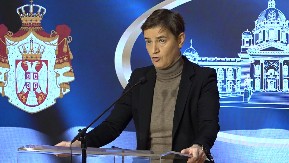 "PITANJE ZA DEO POLICIJE KOJA JE JOŠ UVEK U SLUŽBI BLOKADERA" Brnabić oštro reagovala na legitimisanje starije žene tokom blokade