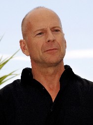 SVI GA ZNATE KAO BRUSA VILISA, ALI TO MU NIJE PRAVO IME Gde je rođen slavni glumac i ko su mu roditelji?