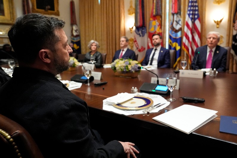 CURE INFORMACIJE SA SUDBONOSNOG SASTANKA U BELOJ KUĆI Ove slabe tačke Rusije je Zelenski pokazao Trampu