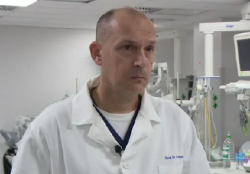 OBRATIO SE MINISTAR ZDRAVLJA Lončar o stanju pogođenog ispred Skupštine: Nadam se da će preživeti!