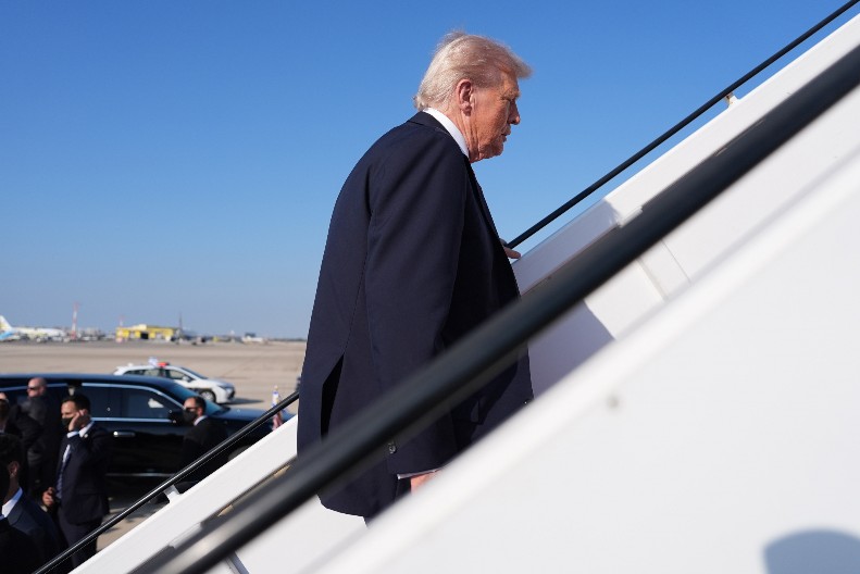 TRAMP U JAKO NEZGODNOJ SITUACIJI Ovo ne izgleda baš najbolje... (VIDEO)