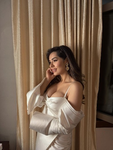 TANJI SAVIĆ POLJULJANO ZDRAVLJE Pevačica ne može da izađe na kraj sa nastupima!