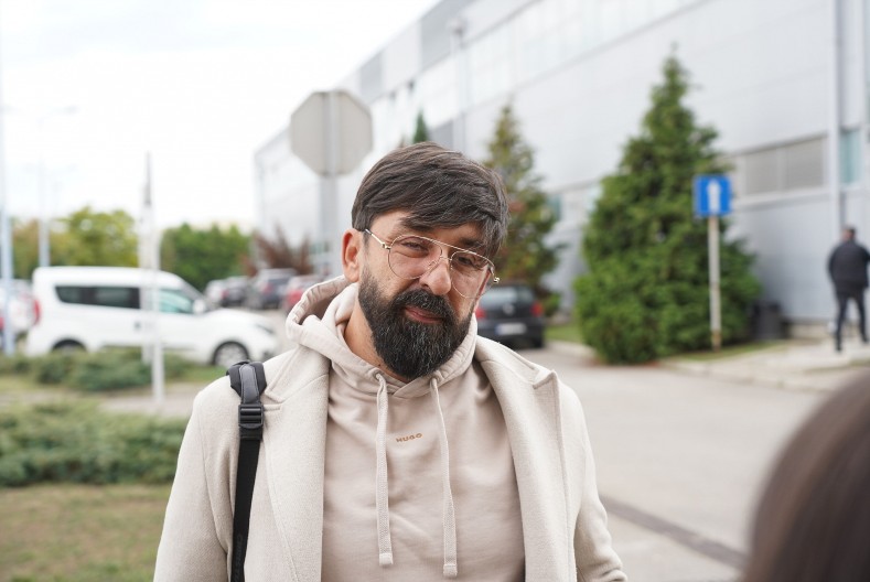 POZNATA VODITELJKA JE ROĐAKA OGNJENA AMIDŽIĆA Zaposlila ga je na televiziji Pink, a zajedno su vodili ovaj format, svi je znate (FOTO)