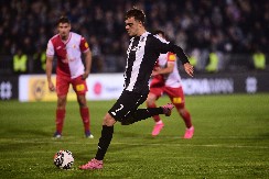 KO ĆE DA RASPETLJA OVO KLUPKO U PARTIZANU? Štutgart ne bi da ostavi Miloševića u Humskoj, crno-beli dres oblači bivši igrač Zvezde, a sprema se prodaja Vukotića