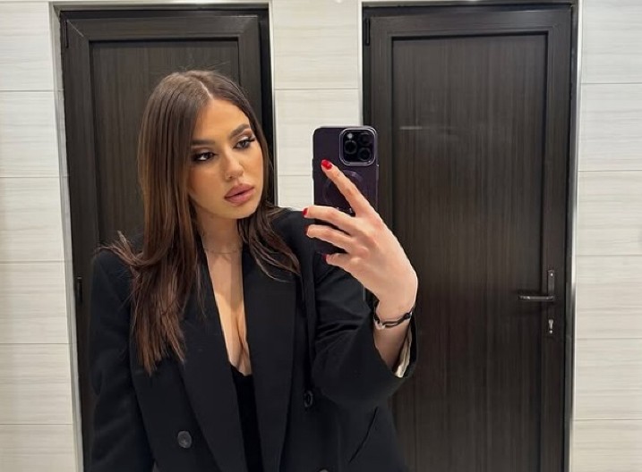 UDAJE SE ČOLINA ĆERKA Una spremna da 10 godina starijem dečku izgovori sudbonosno "da"!