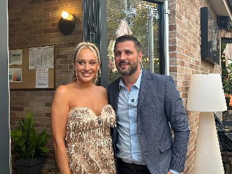 PRAVA DOMAĆICA Luna Đogani zasukala rukave na Svetog Alimpija, odlučila da oduševi Marka! (FOTO)