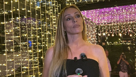 ANABELU ATIJAS POKUŠALI DA SILUJU! Procurili uznemirujući detalji, pevačica van sebe: "Dugo je trajalo to maltretiranje"