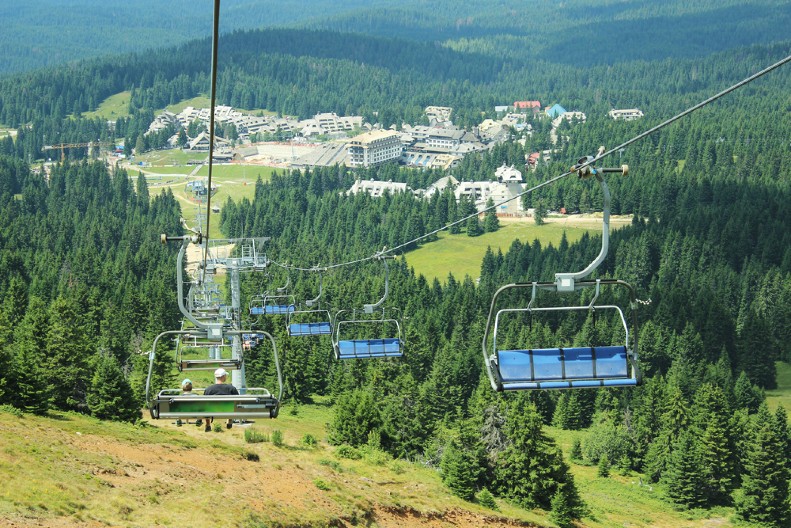 Nudi luks apartman na Kopaoniku za auto, ali uz jedan specijalan uslov (FOTO)