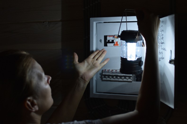 DANAS NEĆE BITI STRUJE U OVIM DELOVIMA BEOGRADA Elektrodistribucija objavila spisak!