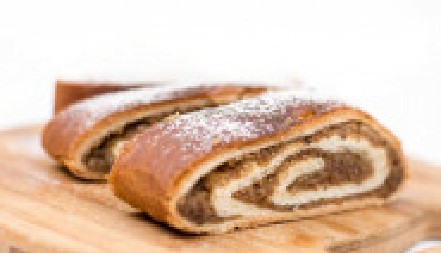 POSNU ŠTRUDLU SA ORASIMA NIKO NE ODBIJA Svakim zalogajem vraća u detinjstvo