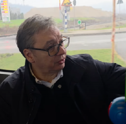 "OVO ĆU ČEŠĆE DA RADIM"  Predsednik Vučić obišao je Niš gradskim prevozom (VIDEO)