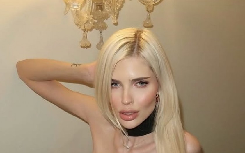 "ZNAM KO SE BAVI ELITNOM PROSTITUCIJOM" Kontroverzna starleta razvezala jezik, a onda šokirala priznanjem: "Bez 300 evra ne ustajem iz kreveta"