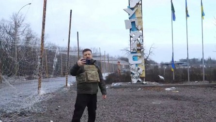 JOŠ JEDAN GRAD PRED PADOM? Zelenski se pojavio na prvoj liniji fronta, objavio snimak: Hvala vam momci