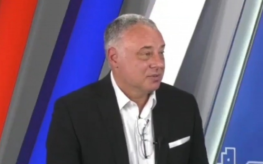 I ALEK KAVČIĆ ODJAVIO BLOKADERE Digao ruke od njih, pa ismejao opoziciju: Podsećaju me na Duška Dugouška!