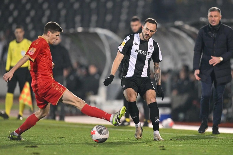 PARTIZAN OD GOTOVOG NAPRAVIO VERESIJU, PA IPAK SLAVIO Crno-beli sve bliži jesenjoj tituli, Napredak konačno pao u Humskoj