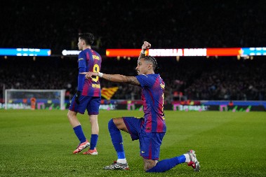 BARSELONA SE MUČILA, A ONDA SE "POJAVIO" RAFINJA Katalonci u drugom poluvremenu slomili Osasunu