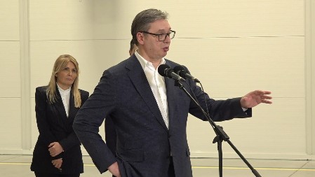 U NIŠU NOVOZAPOSLENO 21.000 LJUDI Vučić: Nastavite da me mrzite, ja ću da nastavim da volim Srbiju i da se borim za naš narod