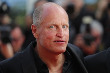 NJEGA SVI ZNAJU, ALI ŽENU KOJU VOLI VEĆ 17 GODINA NE ZNA NIKO Evo ko je supruga slavnog glumca, upoznali su se na neobičnom mestu