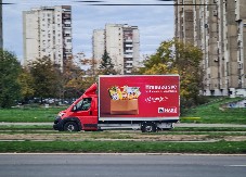 Trgovinski lanac MAXI kroz programe solidarnosti do sada donirao više od 11 miliona kilograma hrane Zajedno u misiji „Hrana za sve“