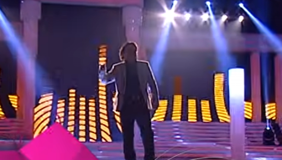 "ZALOŽIO KUĆU KOD ZELENAŠA, PIJAN LOMIO SVE PRED SOBOM" Bivša žena pevača otkrila užasne stvari: Sud mi je naredio da moram da ga pustim na vrata